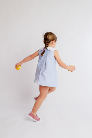 Sleeveless flower collar striped dress